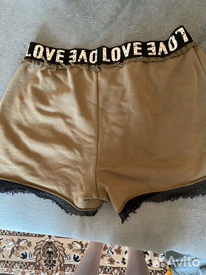 Шорты женские