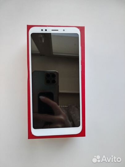 Xiaomi Redmi 5 Plus, 3/32 ГБ