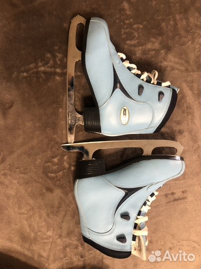 Женские фигурные коньки roces blue 39