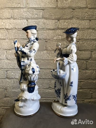 Статуэтка из лиможского фарфора