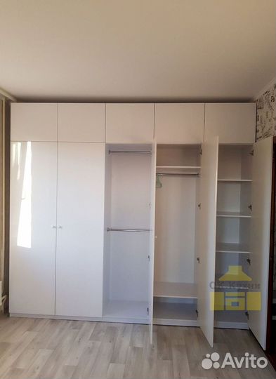 Стенка в гостиную