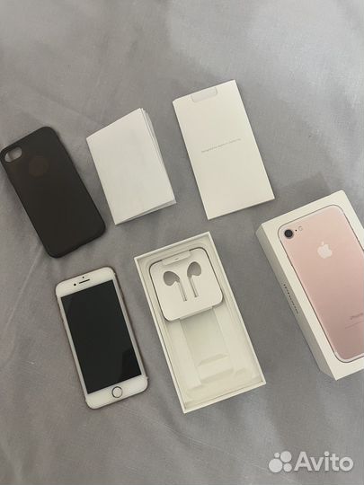 Телефон iPhone 7 32gb идеал