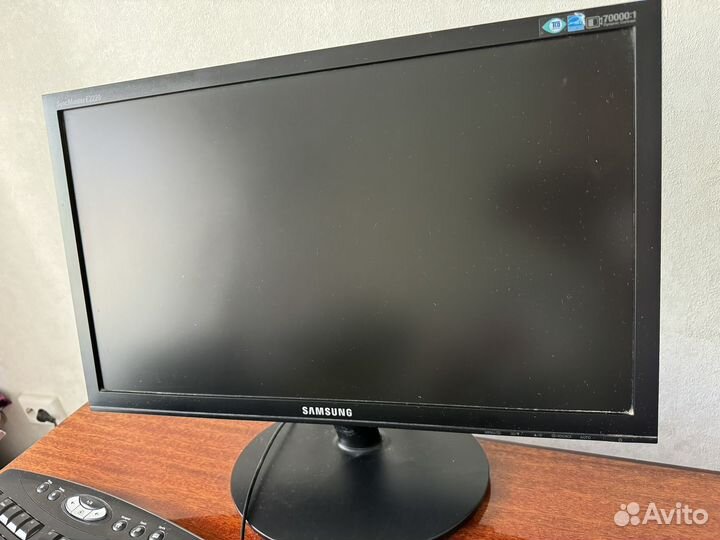 Монитор samsung 22 дюйма
