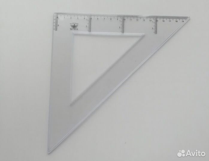 Треугольники и лекала для студентов