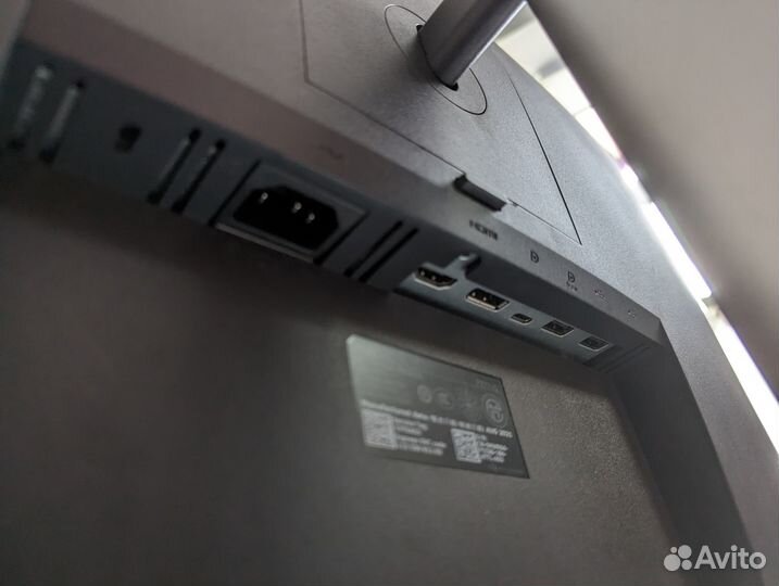 Монитор Dell P2721Q