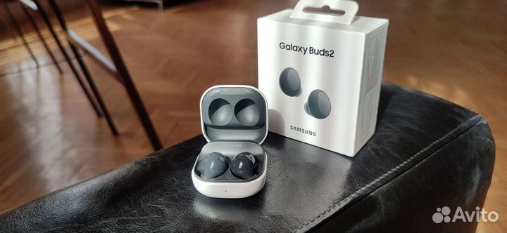 Samsung Galaxy buds 2