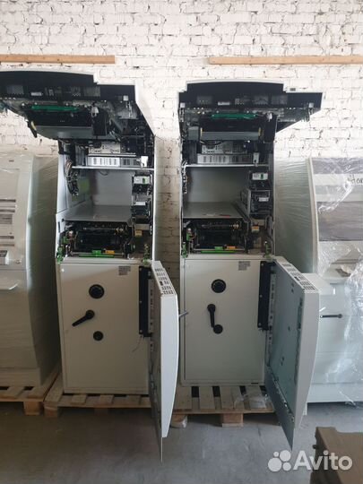 Банкомат Wincor Nixdorf Cineo 4060