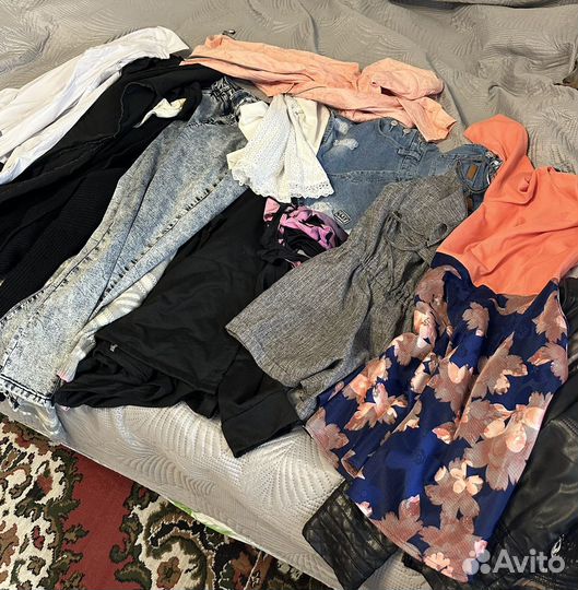 Коробка вещей на девушку 40-42 размер