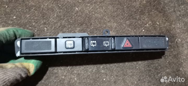 Кнопка аварийной сигнализации для Dodge Caravan 4