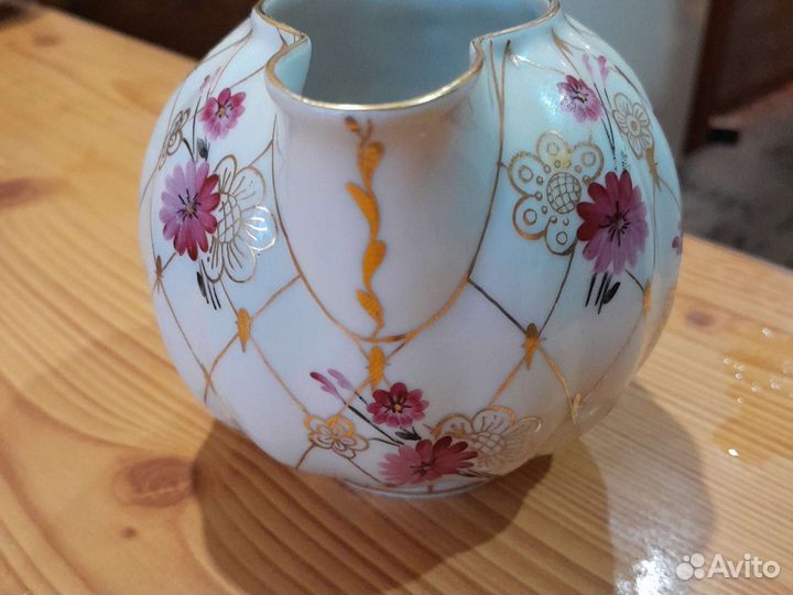 Чашка с блюдцем гигант,сливочники