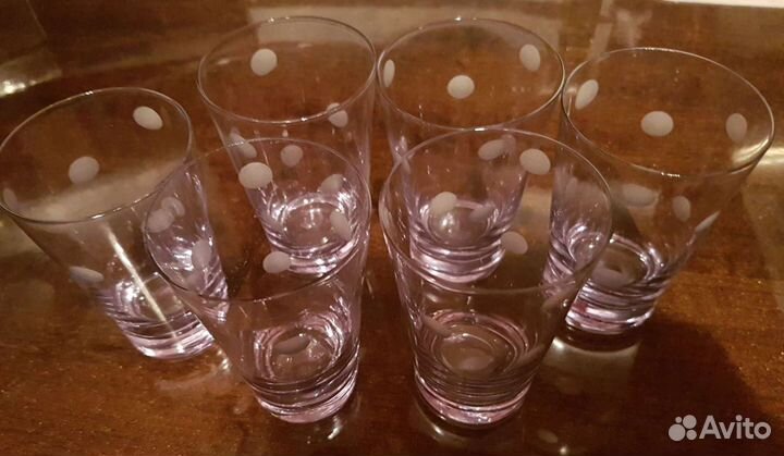 Стеклянные стаканы