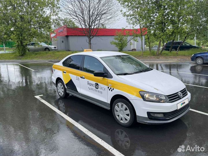 Volkswagen Polo 1.6 AT, 2018, 230 000 км