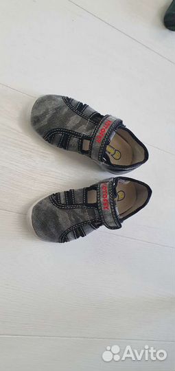 Детские тенниски 26 размер длина 17