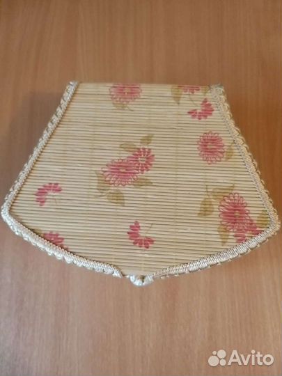 Шкатулки из соломки