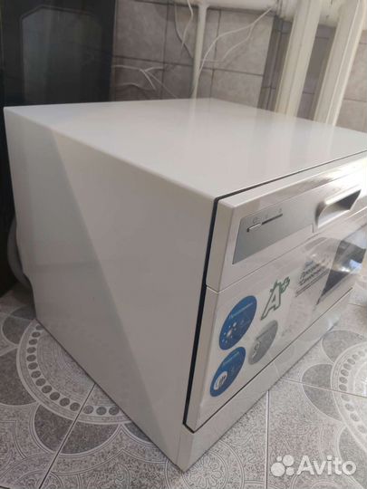 Посудомоечная машина компактная Midea mcfd55200W