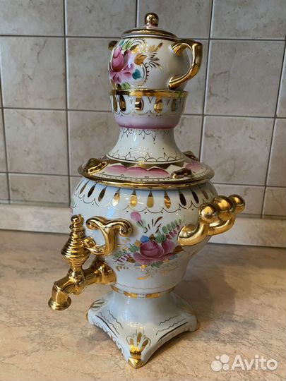 Декоративный самовар Гжель