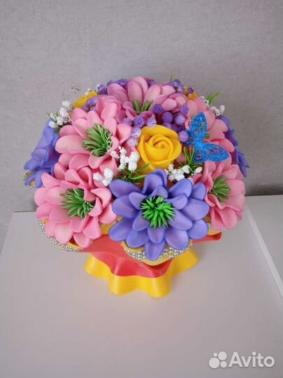 Букет из Роз и Хризантем