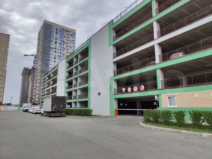 Машиноместо, 13 м²