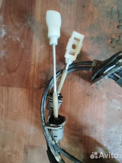 Трос МКПП Hyundai Solaris