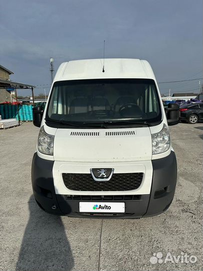 Peugeot Boxer цельнометаллический, 2014