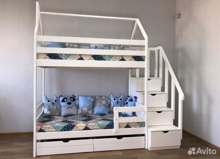 Кровать двухъярусная домик - комод с матрасами