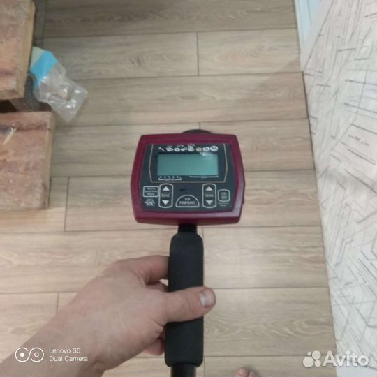 Металлоискатель whites coin master