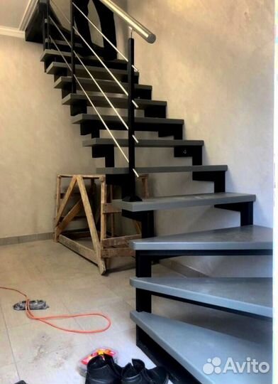 Металлокаркас для лестницы 