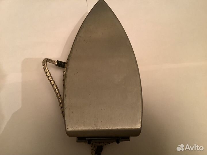 Электроутюг советский