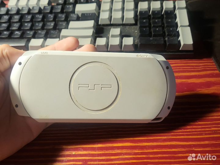 Sony PSP e 1008 прошитая