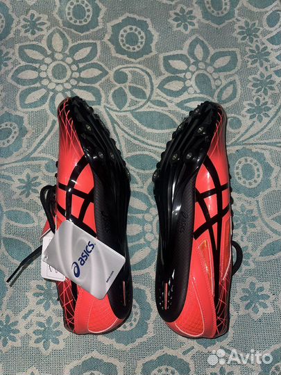 Шиповки asics