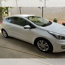 Kia Ceed 1.6 AT, 2013, 206 135 км, с пробегом, цена 1 160 000 руб.