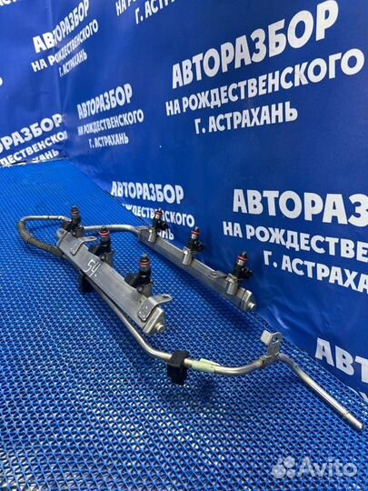 Топливная рампа в сборе Ford Explorer внедорожник