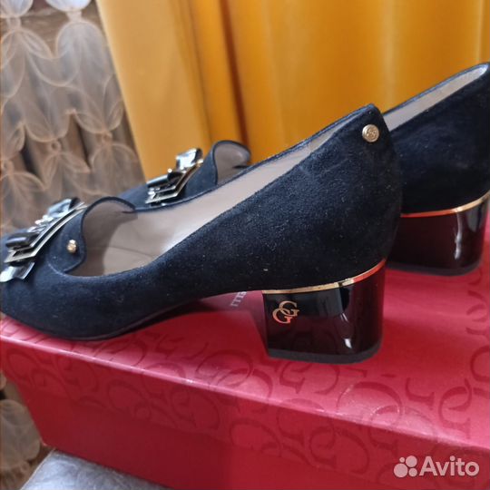 Туфли новые(Италия) -39 р