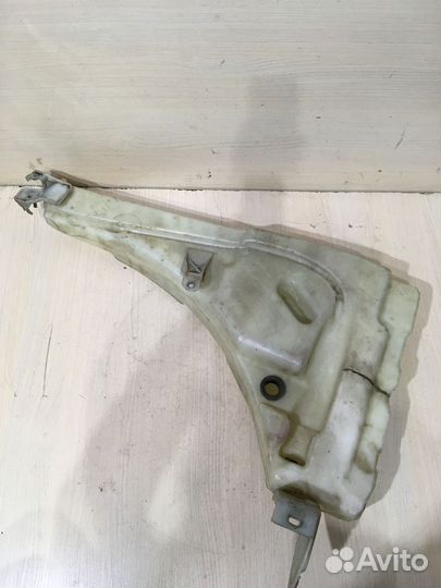 Бачок омывателя лобового стекла Туарег