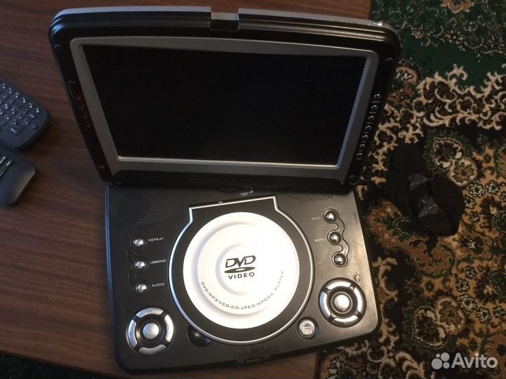 Двд проигрыватель с телевизором и флешкой