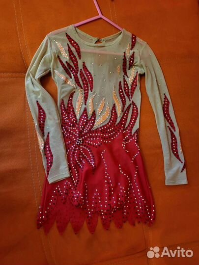 Костюм для художественной гимнастики