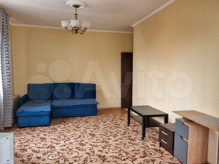 2-к. квартира, 64 м², 9/16 эт.