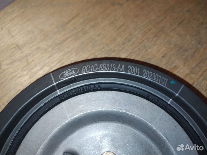 Шкив коленвала демпферный и без на Ford Transit