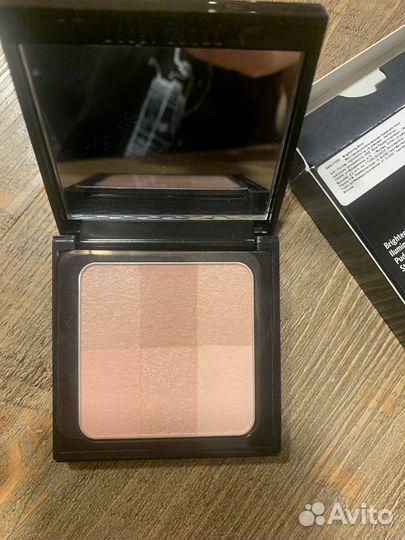 Румяна Bobbi Brown