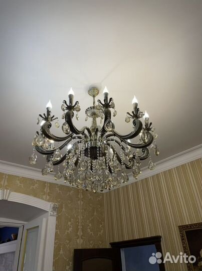 Люстра бронзовая, 2 штуки