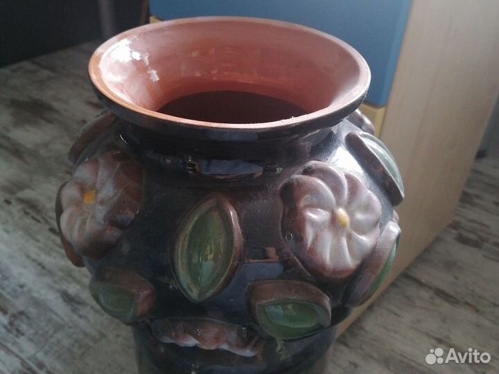 Напольная ваза