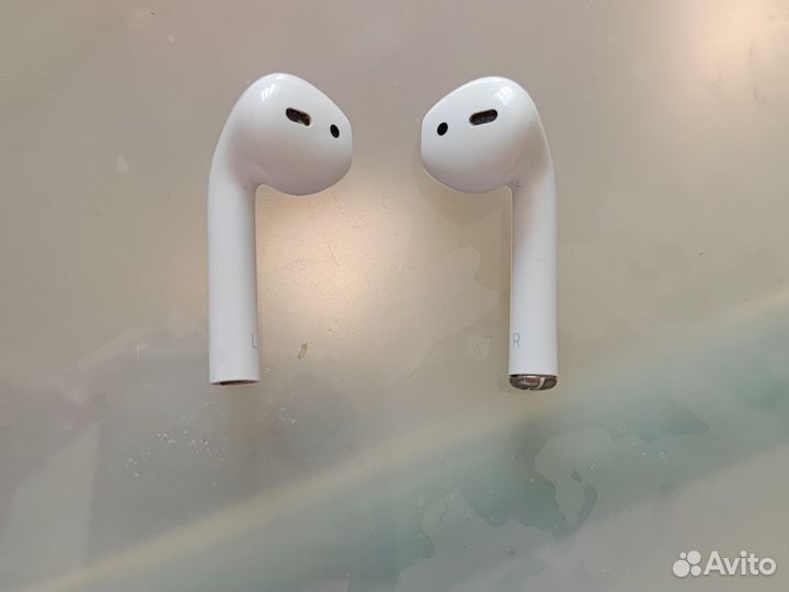 Беспроводные наушники apple airpods 2 оригинал бу