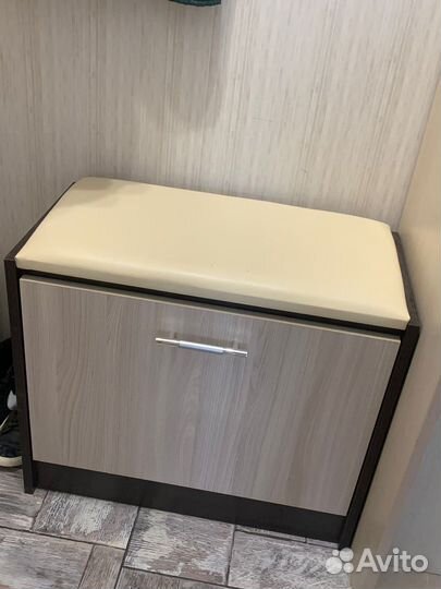 Тумба для обуви с сиденьем