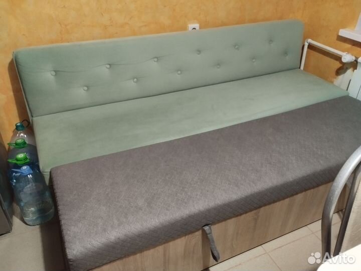 Диван прямой раскладной Верона