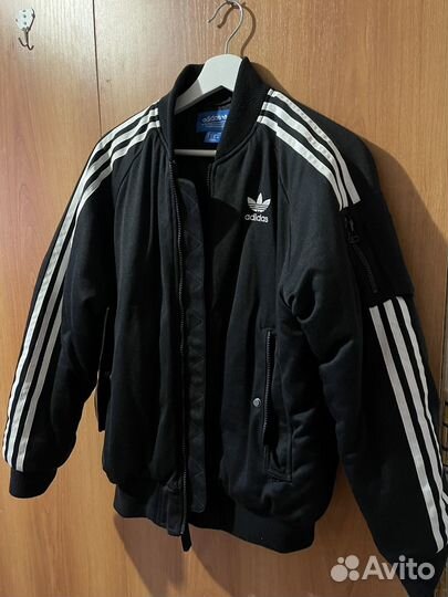 Куртка adidas женская