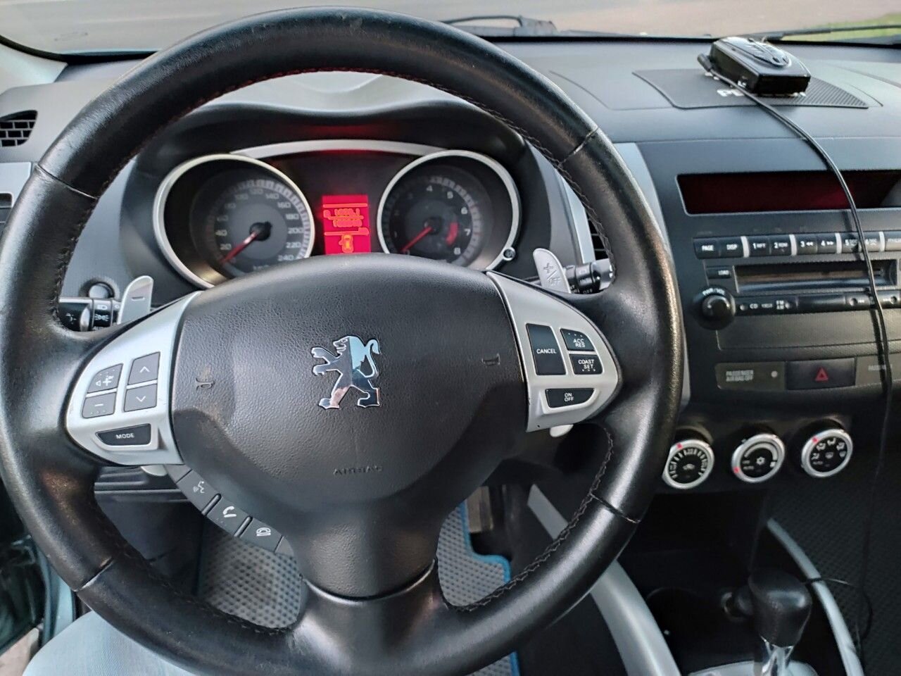 Peugeot 4007: фото владельца