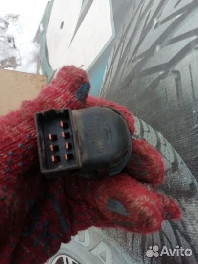 Кнопка регулировки зеркал Ford Fusion 2002 - 2012