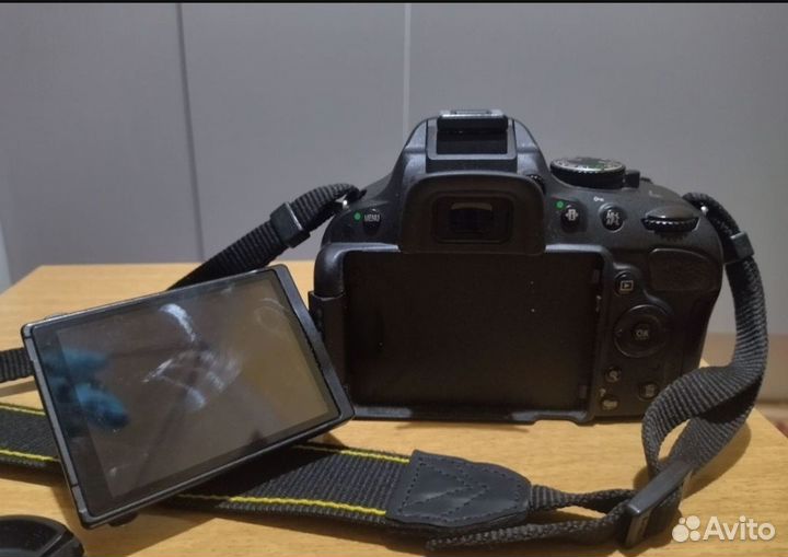 Фотоаппарат d5100 объектив AF-S 35 mm 1:1,8 G