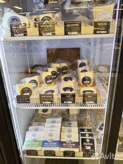 Сыры в ассортименте