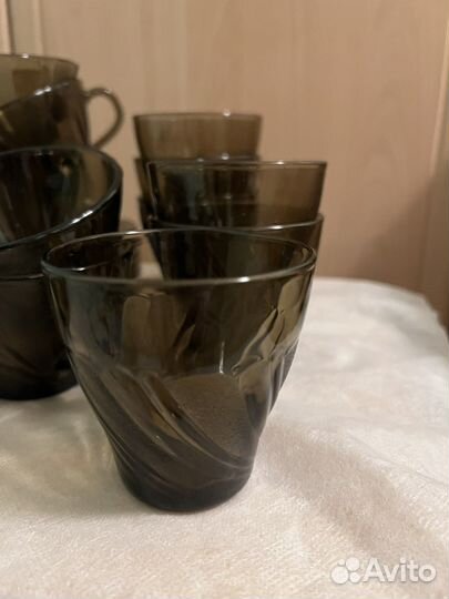 Чашка с блюдцем, стаканы